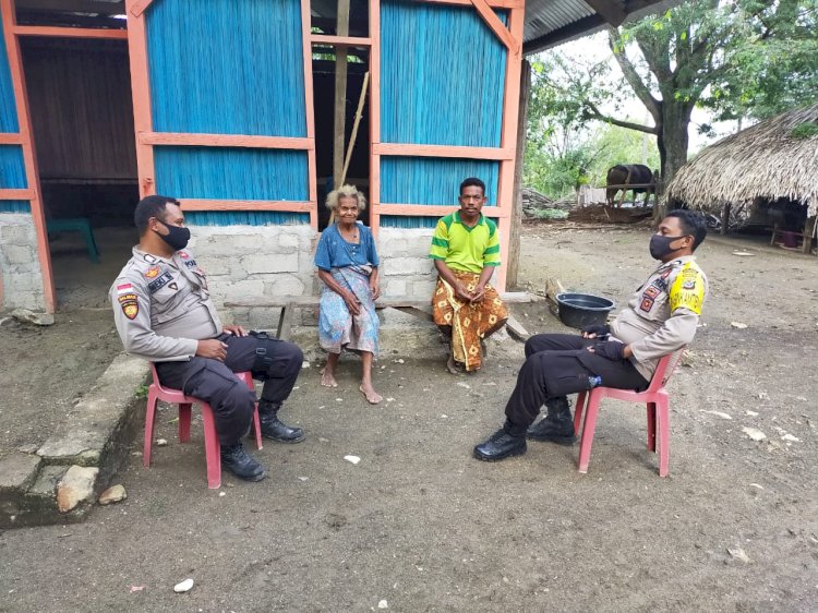 Humanis, Personil Polsek Boking Sambangi Warga
