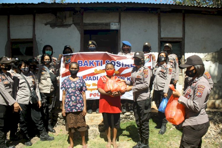 Jelang Hari Jadi Polwan, Polwan Polres TTS Gelar Bansos