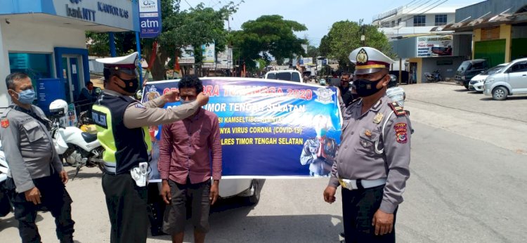Operasi Zebra Turangga, Polres TTS Bagi-bagi Masker