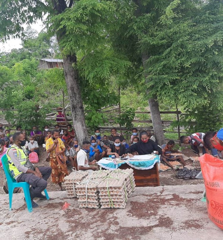 Penyaluran BPNT, Bhabinkamtibmas melaksanakan Pam dan Pemantauan