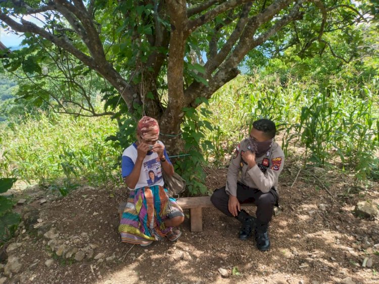 Waspada Bencana Alam, Personil Polsek Amanatun Selatan Sambangi Warga Beri Imbauan