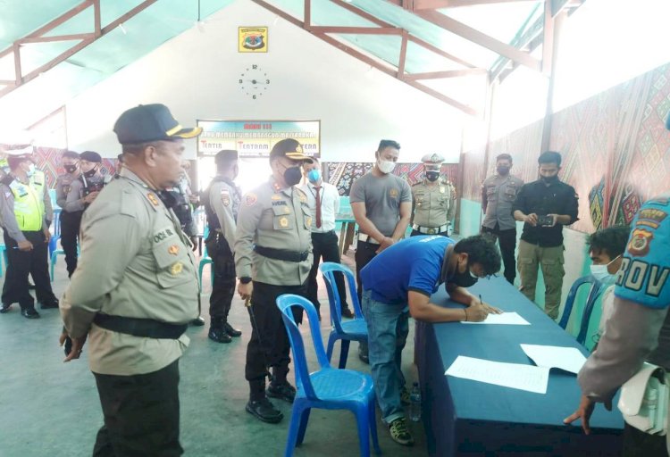 Cek Narkoba, Puluhan Anggota Polres TTS Tes Urin