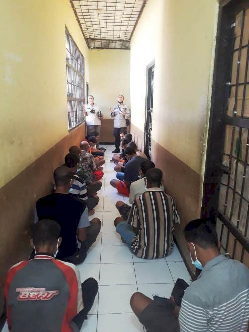 Binroh Kepada Para Tahanan Polres TTS