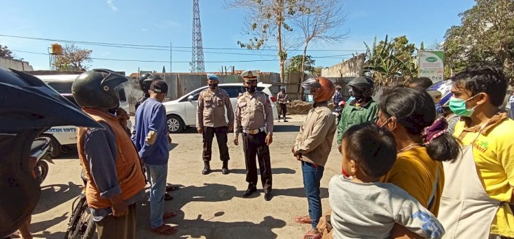 Gencar, Tim Ops Patuh Gelar sosialisasi Kamseltibcarlantas dengan tetap patuhi prokes