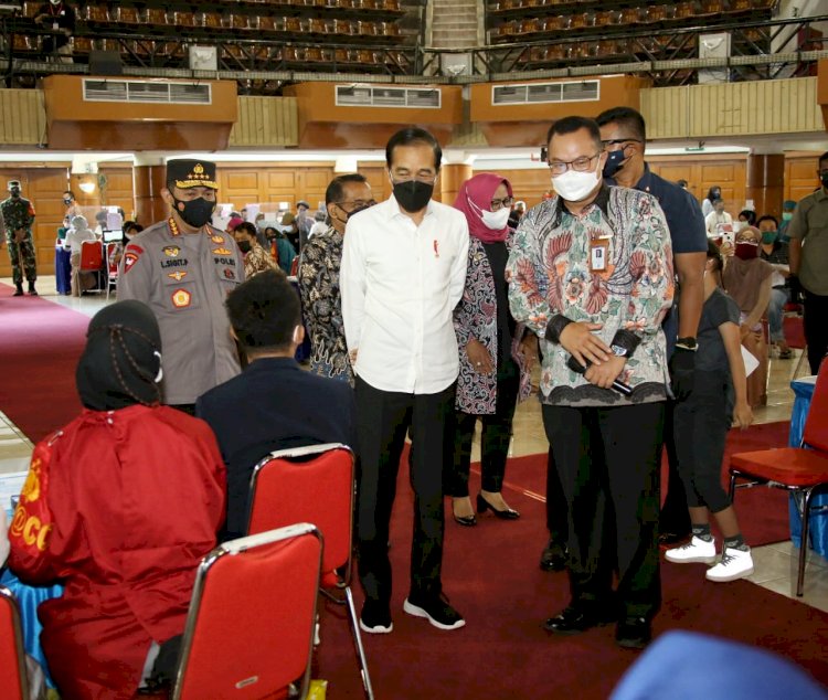 Polri Bersinergi dengan BEM dan OKP Gelar Vaksinasi Merdeka se-Indonesia