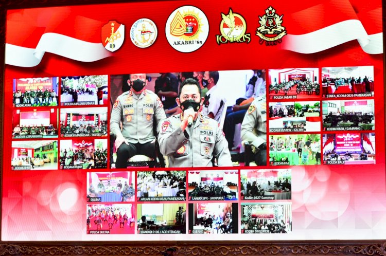 Kapolri Tekankan TNI-Polri Terus Bersinergi Wujudkan Target Vaksinasi Presiden Jokowi