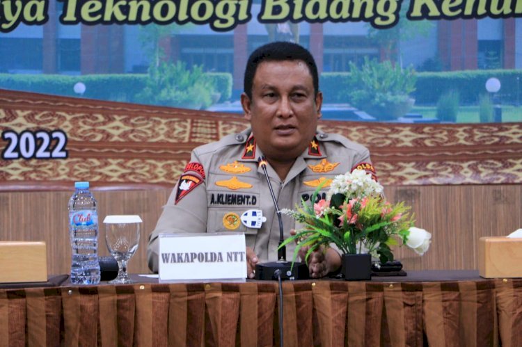 Buka Pelatihan Kehumasan, Wakapolda NTT : Kuasai Teknologi, Genggam dunia