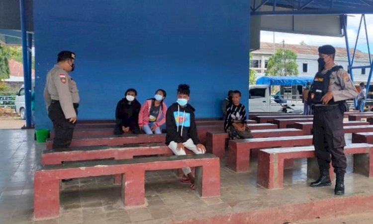 Tinkatkan Disiplin Warga Tertib Prokes , Satuan Samapta Polres TTS Patroli Sambang