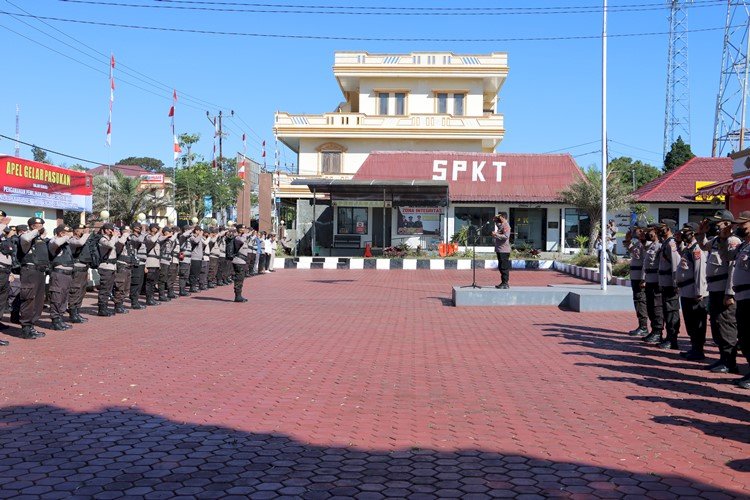Siap Mengamankan Pilkades Serentak di Kabupaten TTS, Polres TTS Melaksanakan Apel Gelar Pasukan