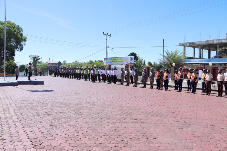 Menandai Dimulainya Ops Zebra Turangga -2022, Polres TTS Melaksanakan Apel Gelar Pasukan