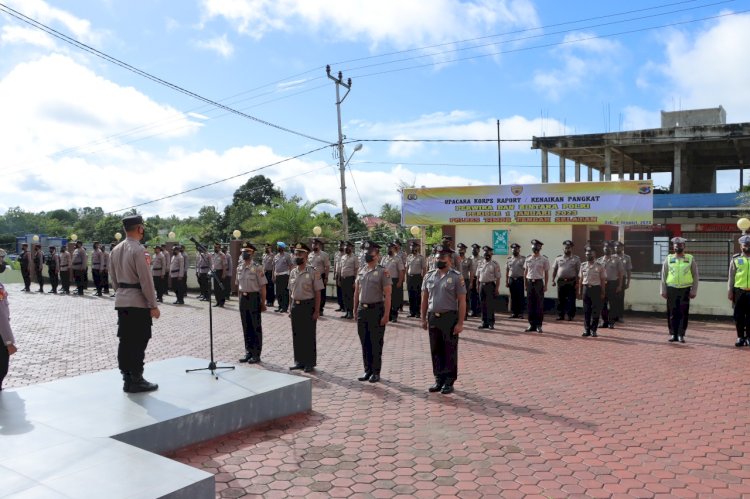 Wakapolres TTS Pimpin Upacara Korps Raport Kenaikan Pangkat Bagi Personil Polres TTS