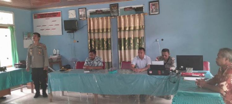 Jumat Curhat, Polsek Polen bersama Warga Bahas Kamtibmas