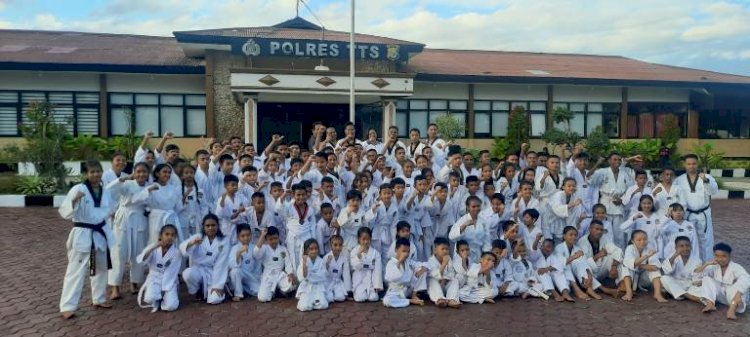 107 Taekwondoin termasuk dojang Polres TTS, Ikuti UKT