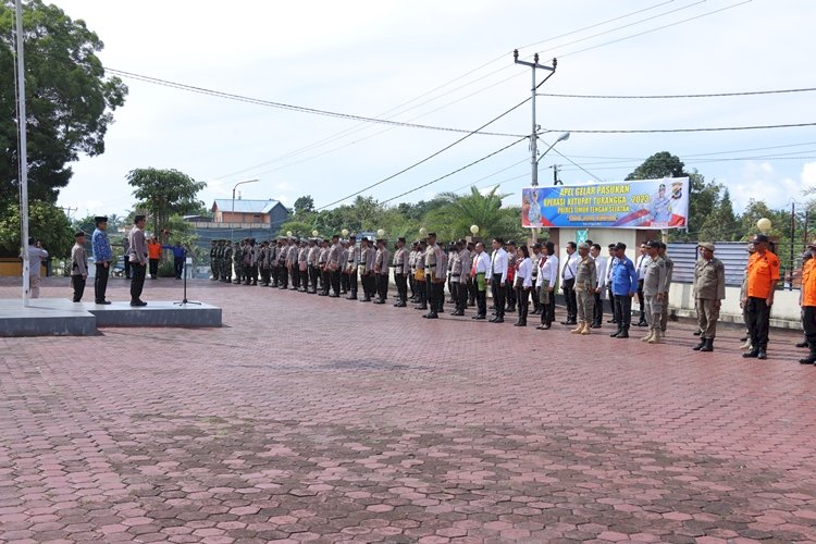 Siap Amankan Perayaan Idul Fitri tahun 2023 Yang Aman dan Nyaman, Polres TTS Melaksanakan Apel Gelar Pasukan