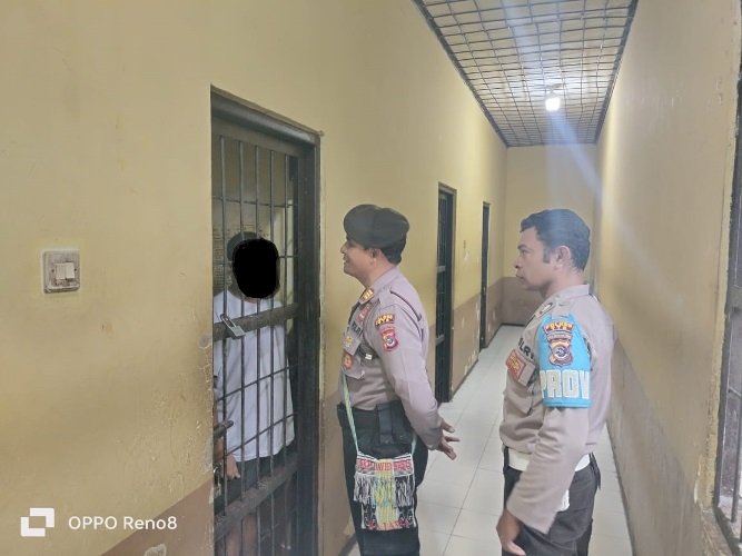 Pastikan Kondisi Tahanan, Kasat Samapta Polres TTS Cek Tahanan