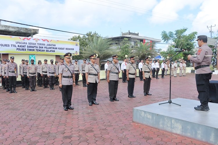 Waka Polres TTS dan Sejumlah Kasat Polres TTS Diserahterimakan