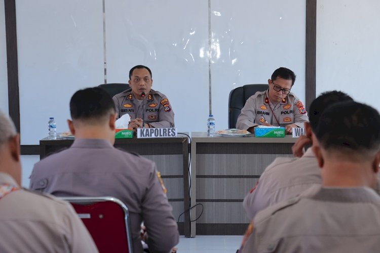 Mendadak , Kapolres TTS Kumpulkan PJU, Para Kapolsek dan Bhabinkamtibmas