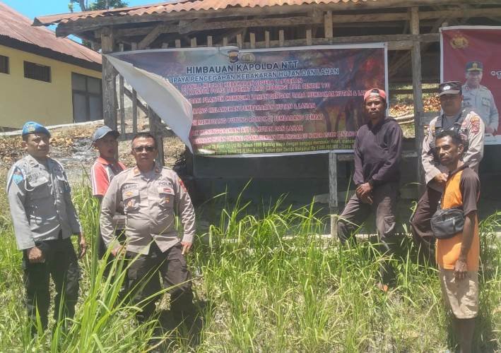 Menghadapi Musim Panas dan kemarau panjang, Polsek Kie Pasang Spanduk Himbauan kapolda NTT