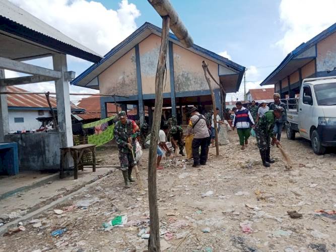 Peduli Kebersihan Lingkungan, Bersinergi TNI- Polri Bersihkan Sampah