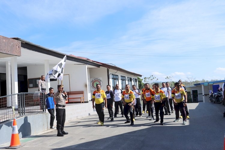 Cek Kemampuan Fisik Personil, , Polres TTS Laksanakan Tes Kesjas