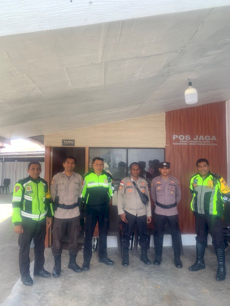 1x24 Jam, Polres TTS Siagakan Personil Pengamanan Di Kanto KPU TTS Dan Bawaslu TTS