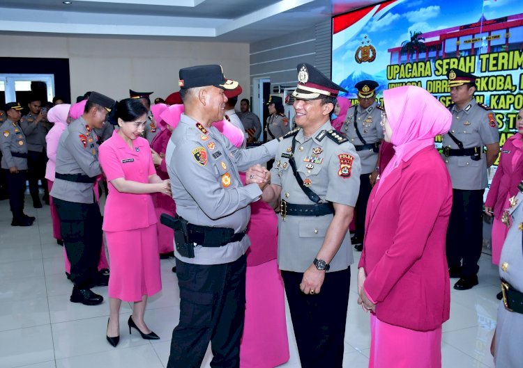 Kapolda NTT Pimpin Sertijab Sejumlah Pejabat Utama dan Kapolres Jajaran