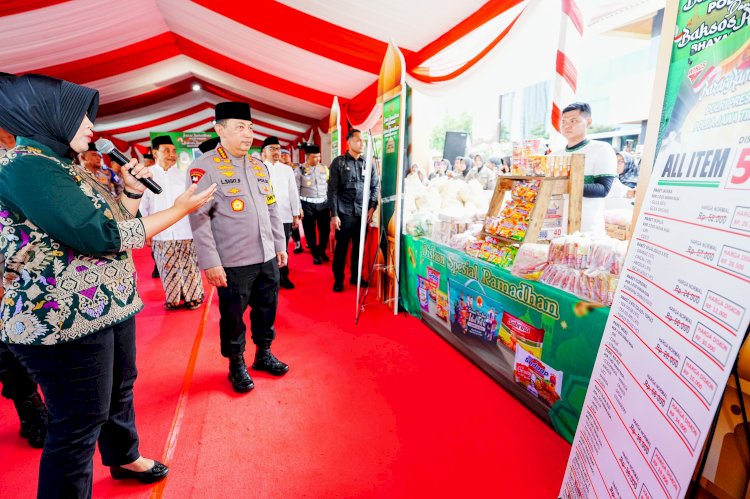 Kapolri Hadiri Bazar Ramadan Polri Presisi dan Baksos di Surabaya