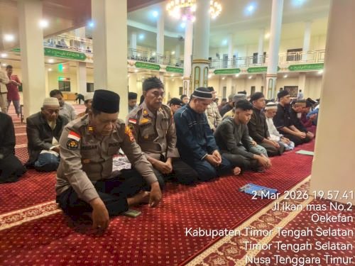 Syiar  Ramadhan: Personel Muslim Polres TTS Gelar Shalat Tarawih Keliling