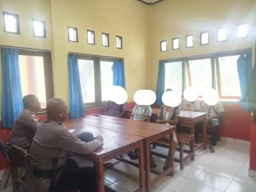 Problem Solving, Bhabinkamtibmas Polsek Amanuban Tengah Berhasil Mediasi Perselisihan Antar Warga