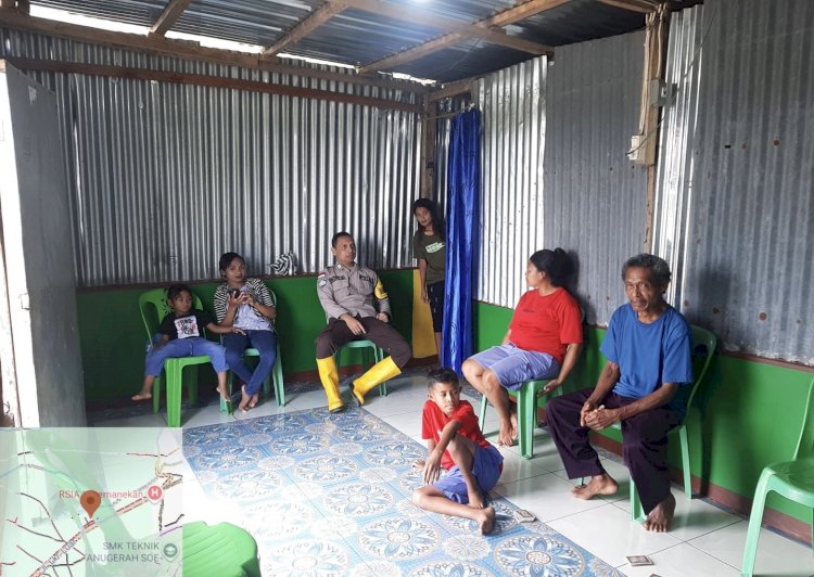 Beri Himbauan Kamtibmas, Bhabinkamtibmas Kecamatan Kota Soe Lasanakan Sambang Kerumah Warga