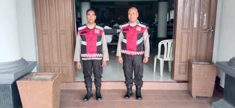 Polsek Amanuban Tengah Melaksanakan Pengamanan Ibadah Perjamuan Kudus di Gereja Bethel Enomatani