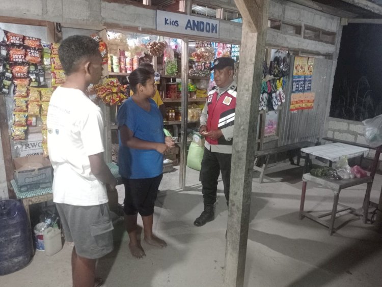 Polsek Kie Laksanakan Patroli Malam: Pantau Situasi Desa Napi dan Pemberitahuan Terkait Keamanan Kendaraan