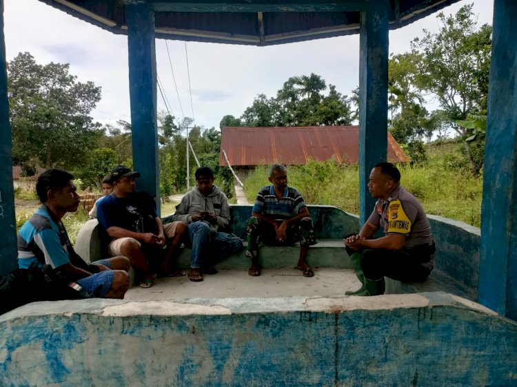 Pererat Silaturahmi, Bhabinkamtibmas Kot’olin Ajak Warga Desa Panite Jaga Kamtibmas