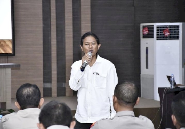 Tim Ahli Media Sosial PT Ethos Kreatif Indonesia Beberkan Strategi Menjemput Algoritma Digital di Rakernis Humas Polda NTT 2026