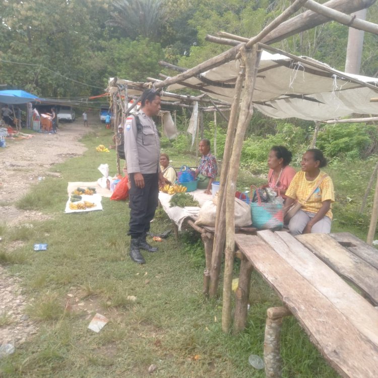 Bhabinkamtibmas Polsek Polen Imbau Warga Antisipasi TPPO, Kewaspadaan Bencana Alam dan Larangan Judi serta Miras di Desa Puna