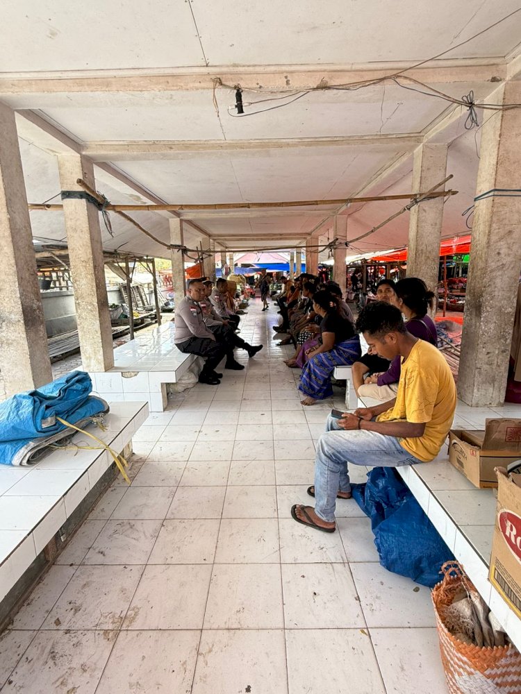 Sapa Pedagang Pasar Niki-Niki, Polsek Amanuban Tengah Gelar 