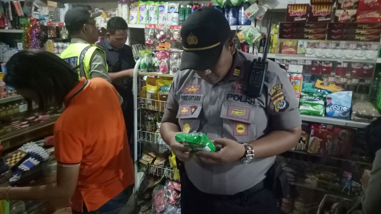 Makanan  Dan Minuman  Kadaluarsa  Diamankan Saat Ops Pekat  II Turangga   2017