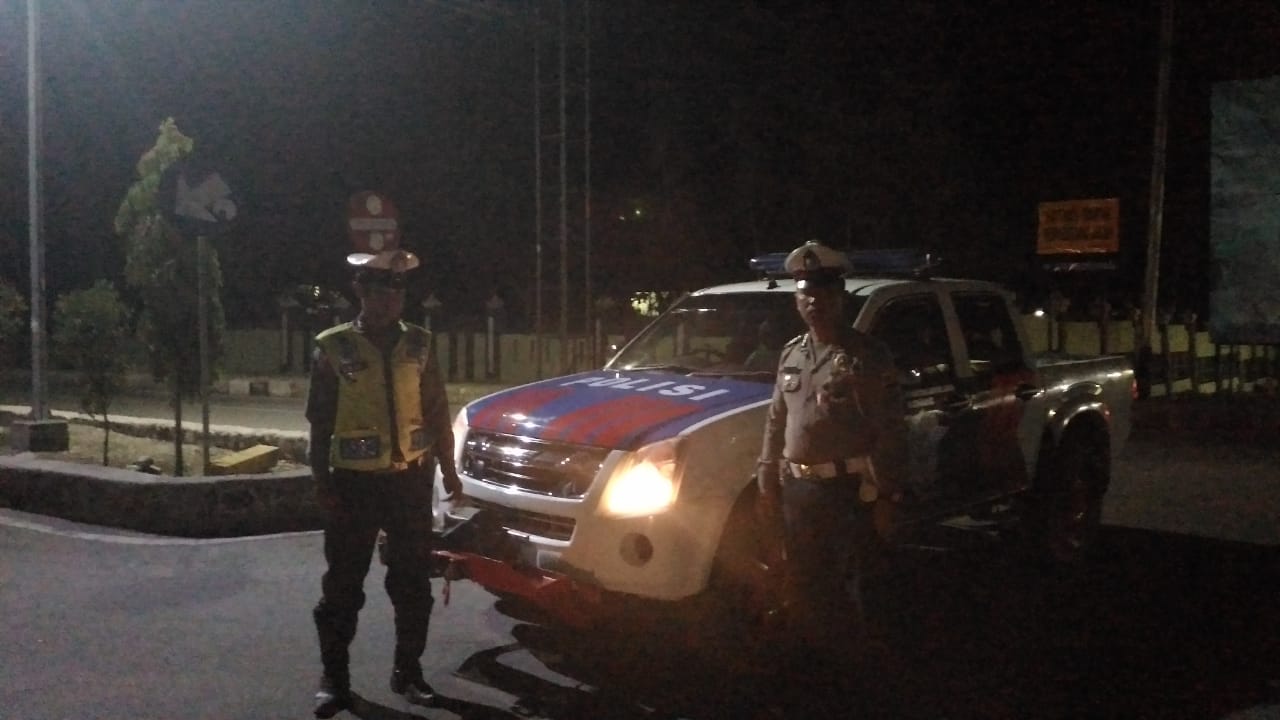 Beri Kenyamanan bagi Pengguna Jalan, Sat Lantas Polres TTS Gelar Patroli Malam