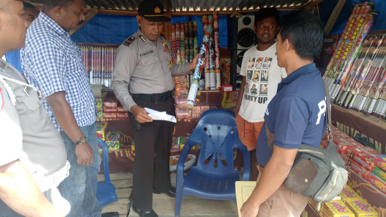 Tim Ops Pekat Polres TTS Laksanakan Razia Kembang Api