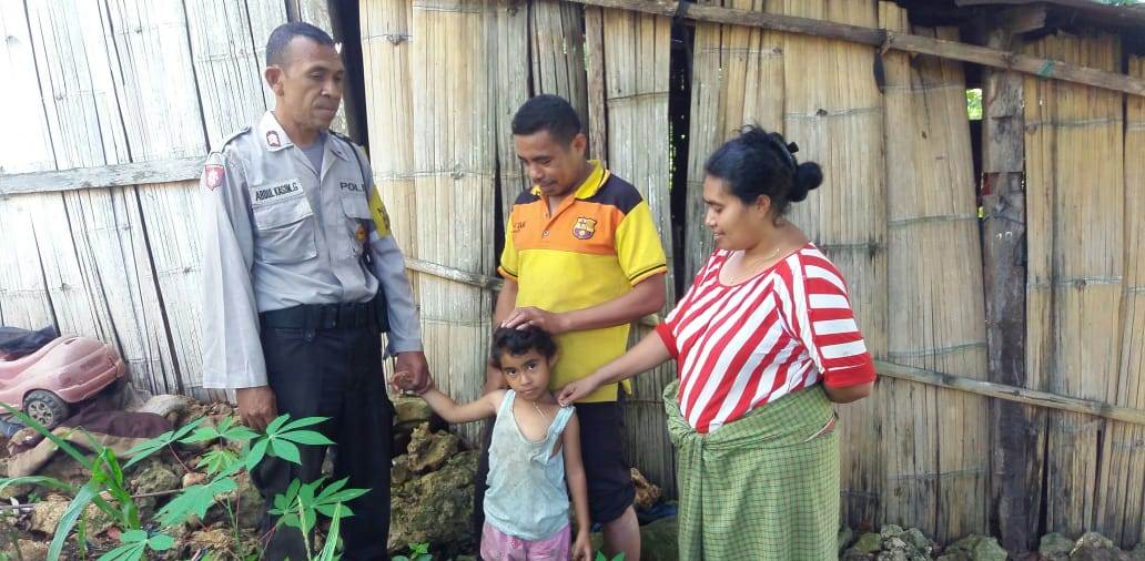 Bhabinkamtibmas Pol Sub Sektor Paris, Sambangi Warga