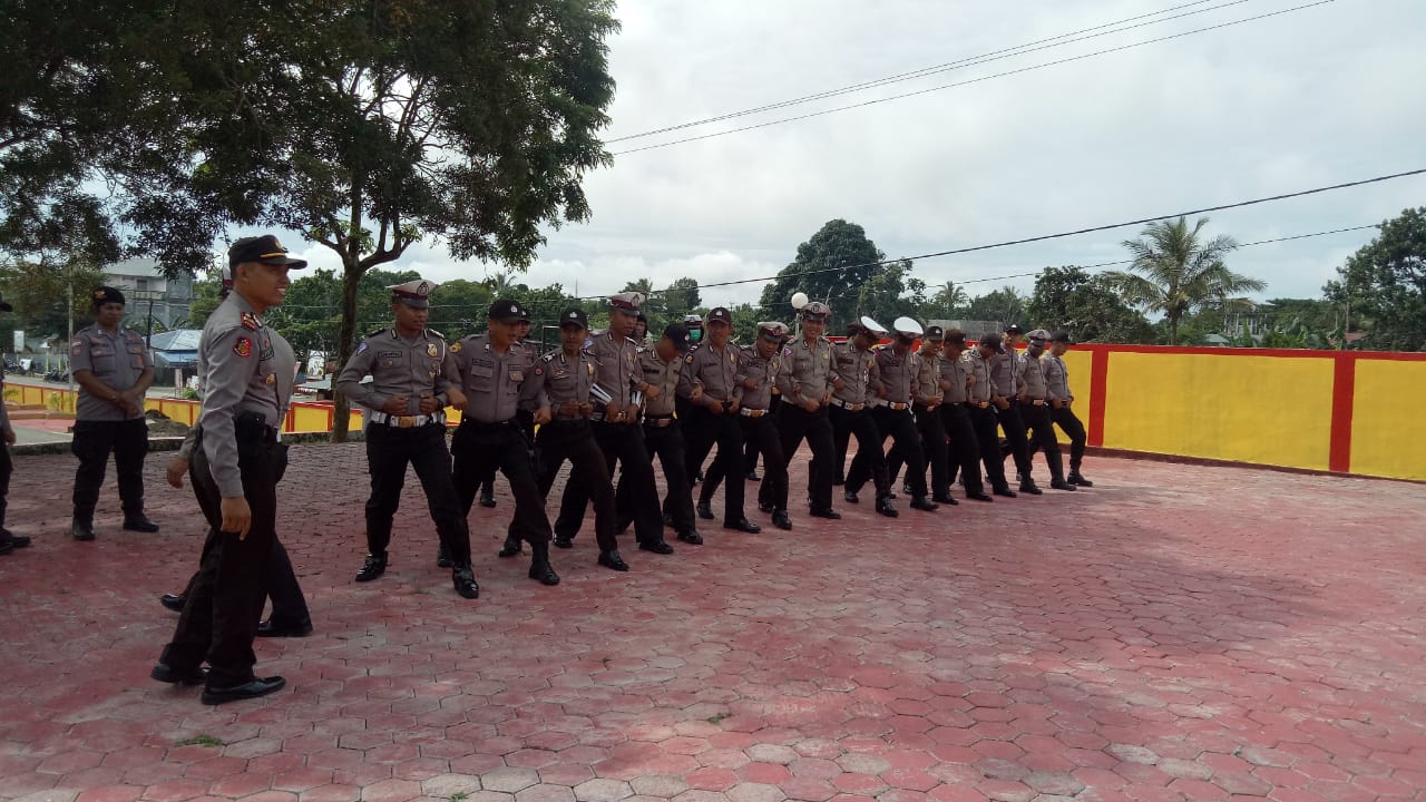 Jelang pemilu 2019,Personil Polres TTS Gencar Latihan Dalmas