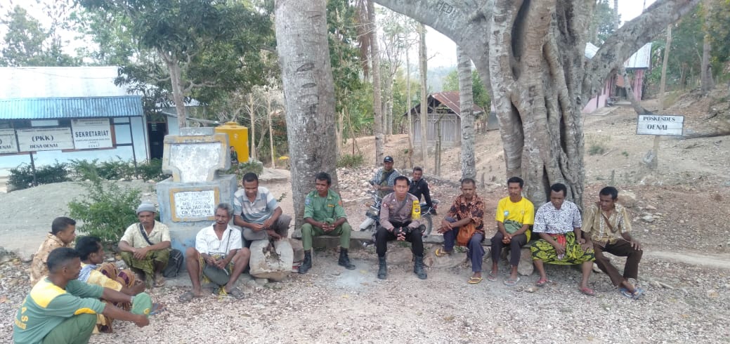 Kumpul Bersama Warga Warga, Bhabinkamtibmas Sampaikan Pesan Kamtibmas