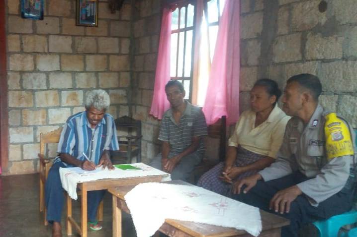 Dengan Cara Problem Solving, Bhabinkamtibmas Selesaikan Permasalahan Warga