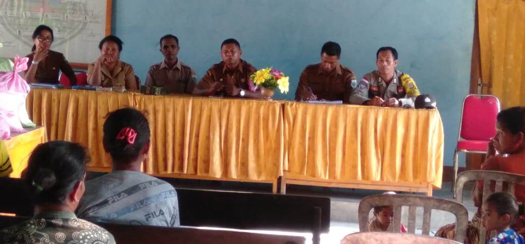 Hadiri Pertemauan Warga, Bhabinkamtibmas  Beri Pesan Kamtibmas