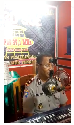 Melalui Radio, Kasat Binmas Sampaikan Imbauan Kamtibmas