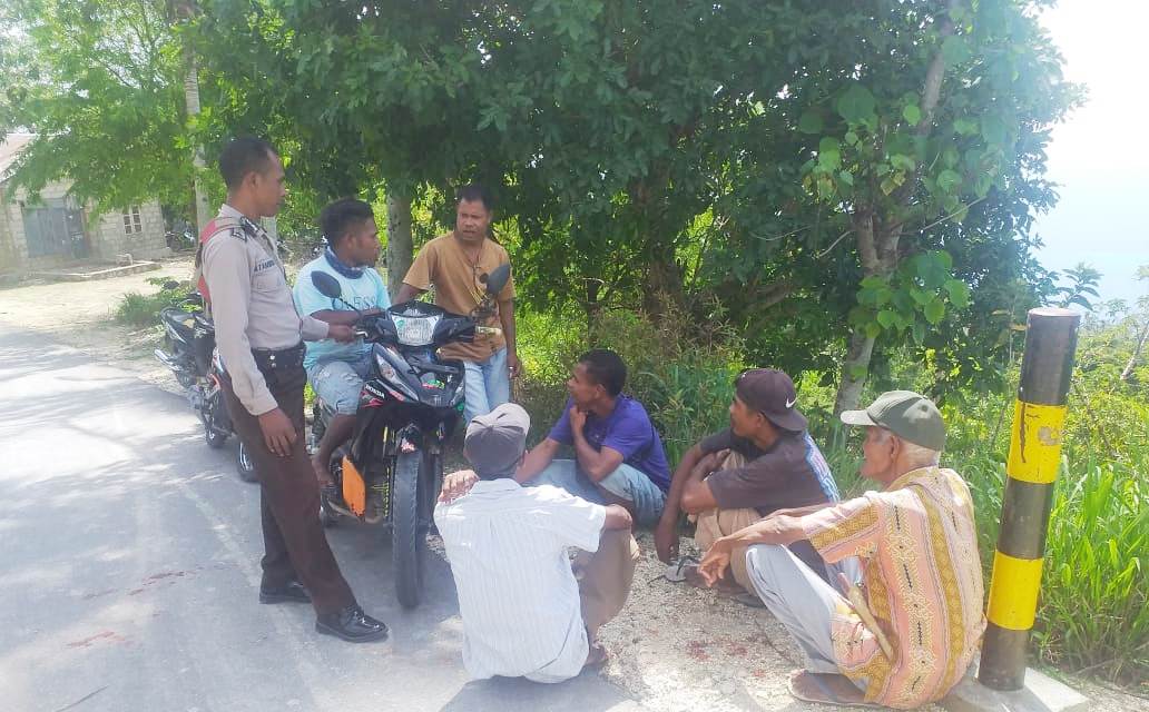 Sambangi Warga, Bhabin Beri Pesan Kamtibmas