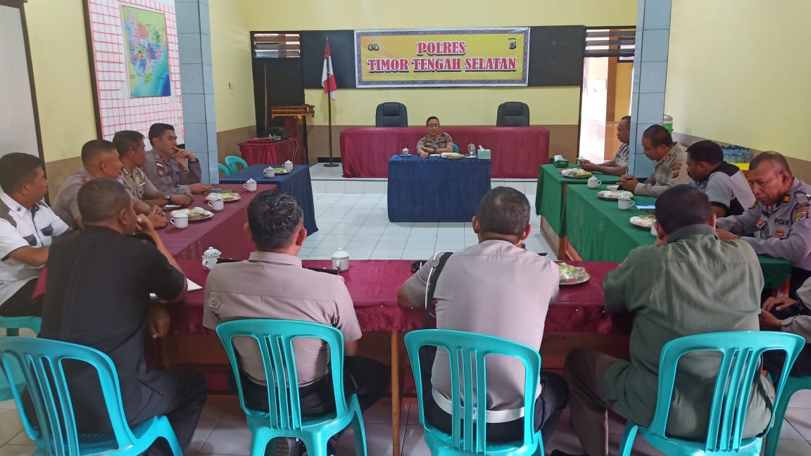 Tingkatkan Soliditas, Kapolres TTS Gelar Coffe Morning Bersama Perwira Polres TTS